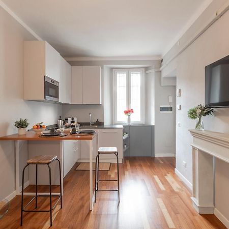 Bnbutler - Buenos Aires 49 - Lungo La Via Dello Shopping Mediolan Zewnętrze zdjęcie